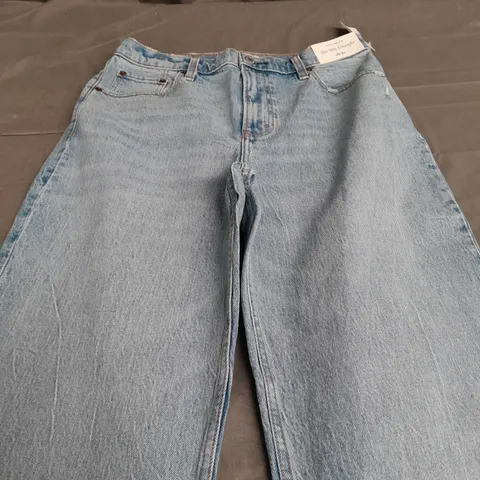 ABERCROMBIE & FITCH UTRA HIGH RISE 90S STRAIGHT JEANS - SIZE 29/8R