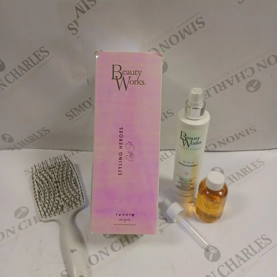 BOXED BEAUTY WORKS 10-IN-1 MIRACLE SPRAY X ARGAN SERUM GIFT SET  RRP £28.99
