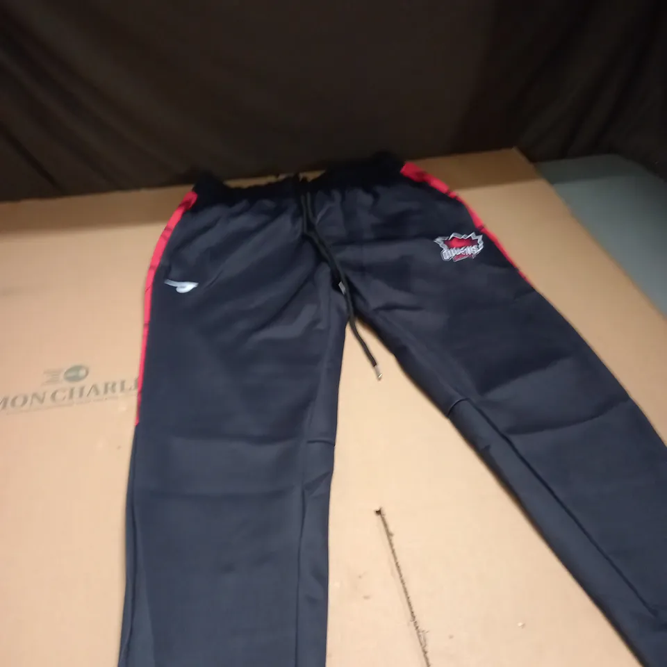 RAVEN TRACKSUIT BOTTOMS SZIE XL