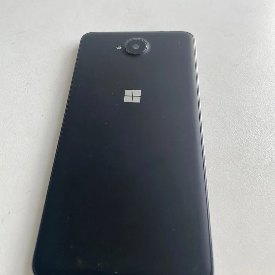 MICROSOFT MOBILE PHONE 