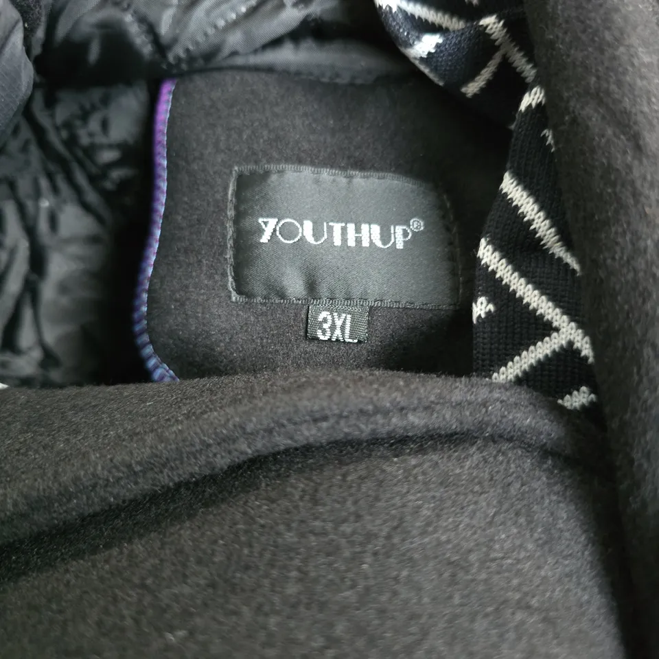 YOUTH UP BLACK WOOL COAT, 3XL – MEN'S OUTERWEAR WITH GEOMETRIC LINING