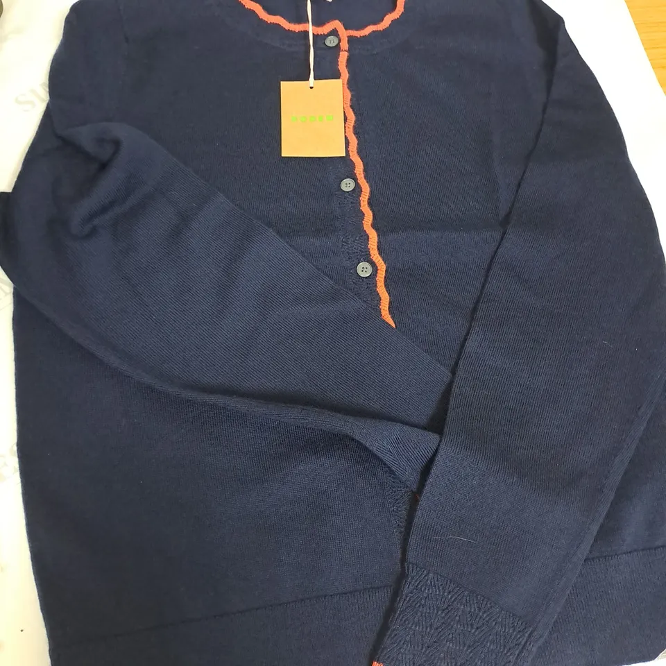 BODEN WOOL CARDIGAN - SIZE M 