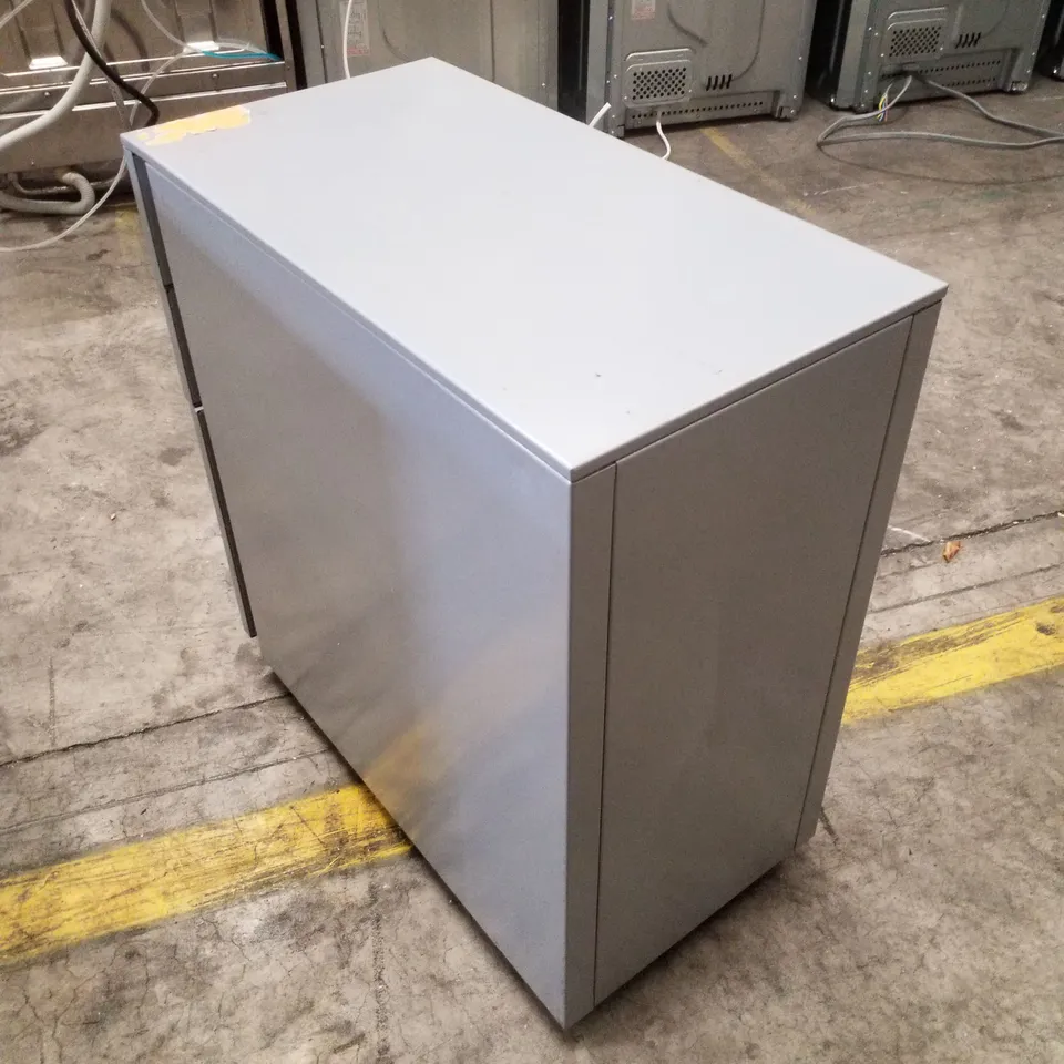 3 TIER METAL CABINET WITH WHEELS