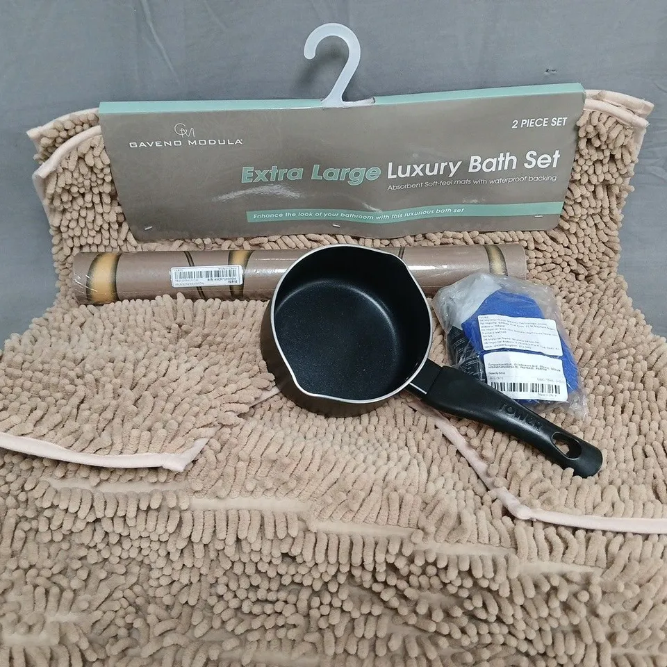 APPROXIMATELY 15 ASSORTED HOUSEHOLD PRODUCTS TO INCLUDE GAVENO MODULA LUXURY BATH SET, TOWER PAN, WALLPAPER, ETC - COLLECTION ONLY