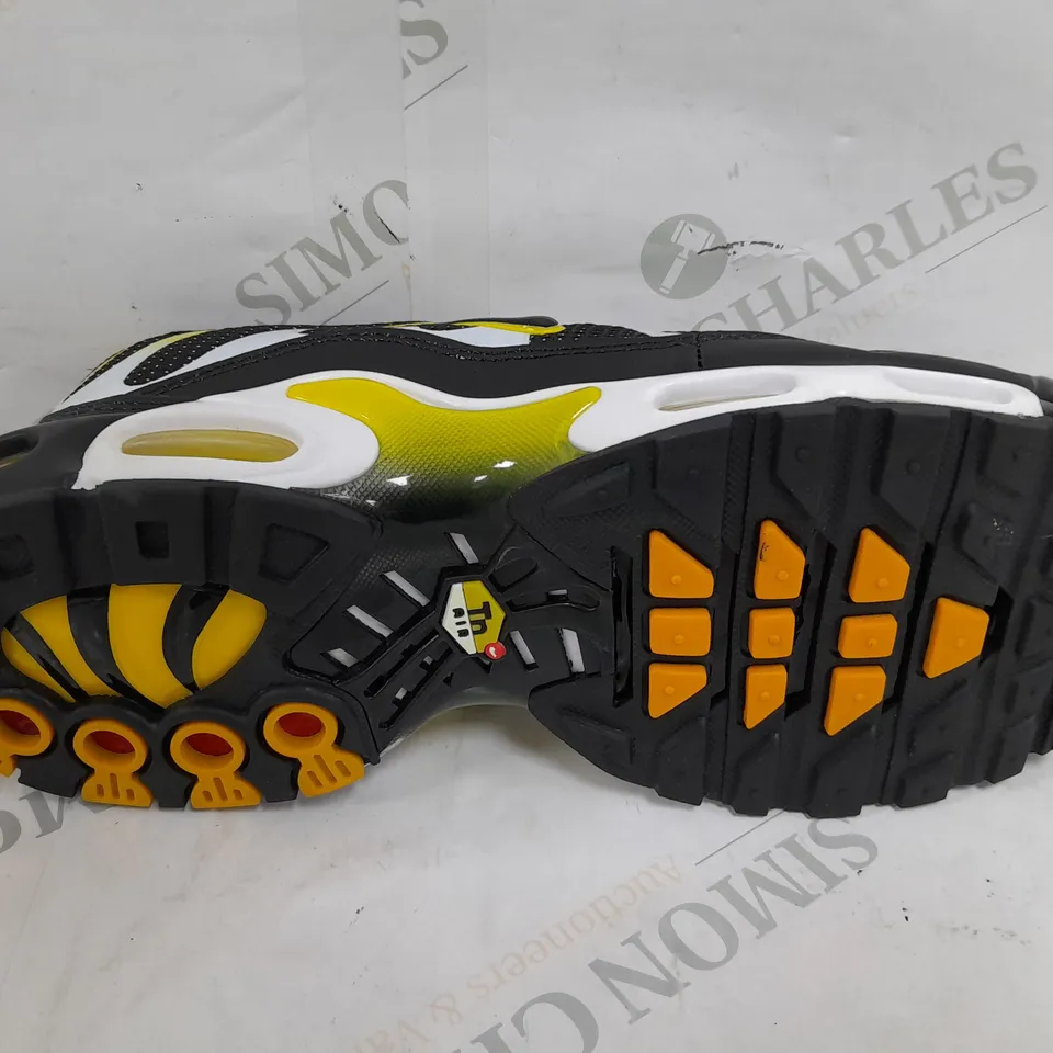 PAIR OF NIKE AIR TN TRAINERS IN BLACK/YELLOE/WHITE - UK 10