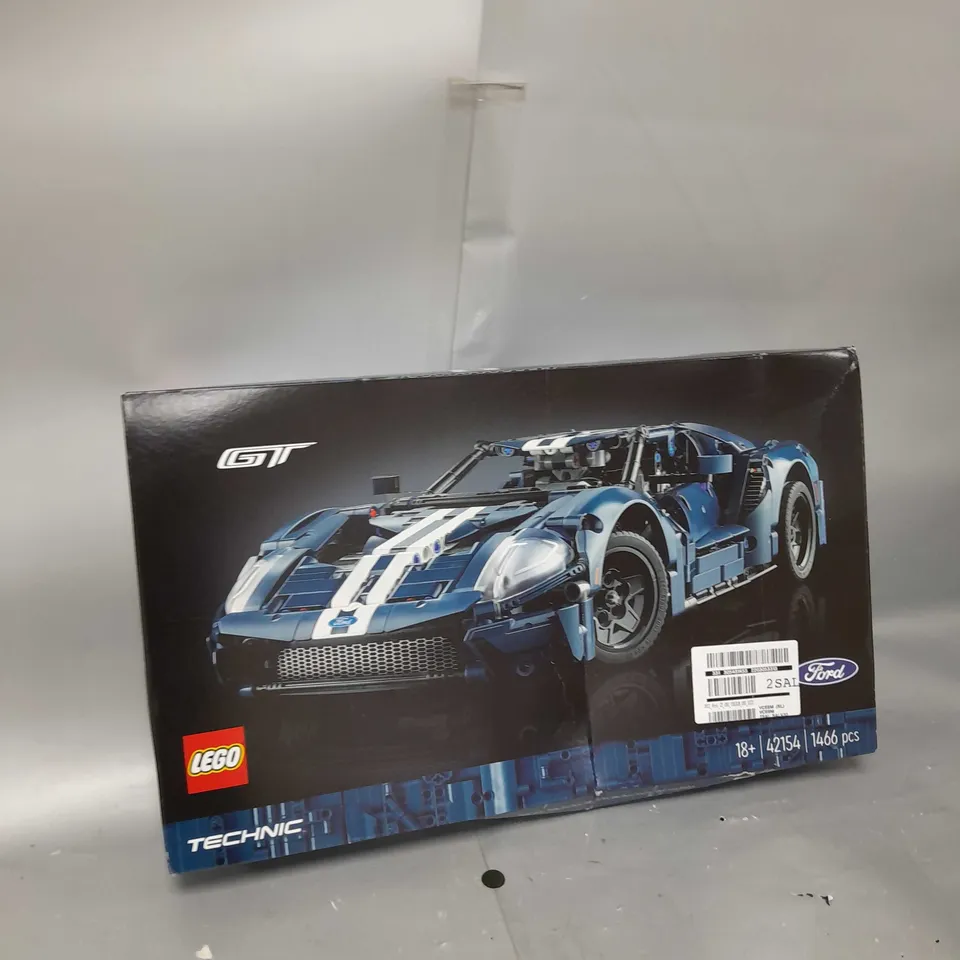 SEALED LEGO TECHNIC 2022 FORD GT [SET 42145] RRP £210
