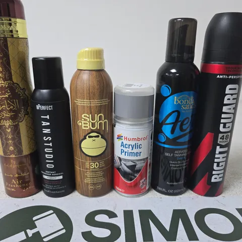 APPROXIMATELY 15 ASSORTED AEROSOLS TO INCLUDE SUN BUM SUNSCREEN, BONDI SANDS SELF-TANNER, RIGHT GUARD