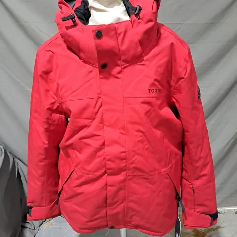 TOG24 STRATUS COAT IN CHILLI SIZE M