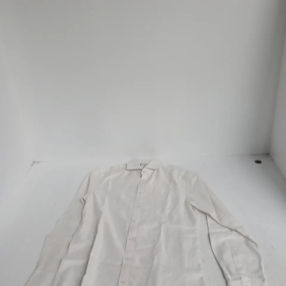 CHARLES TYRWHITT WHITE EXTRA SLIM FIT NON-IRON SHIRT – UK 15.5 NECK, 35IN SLEEVE