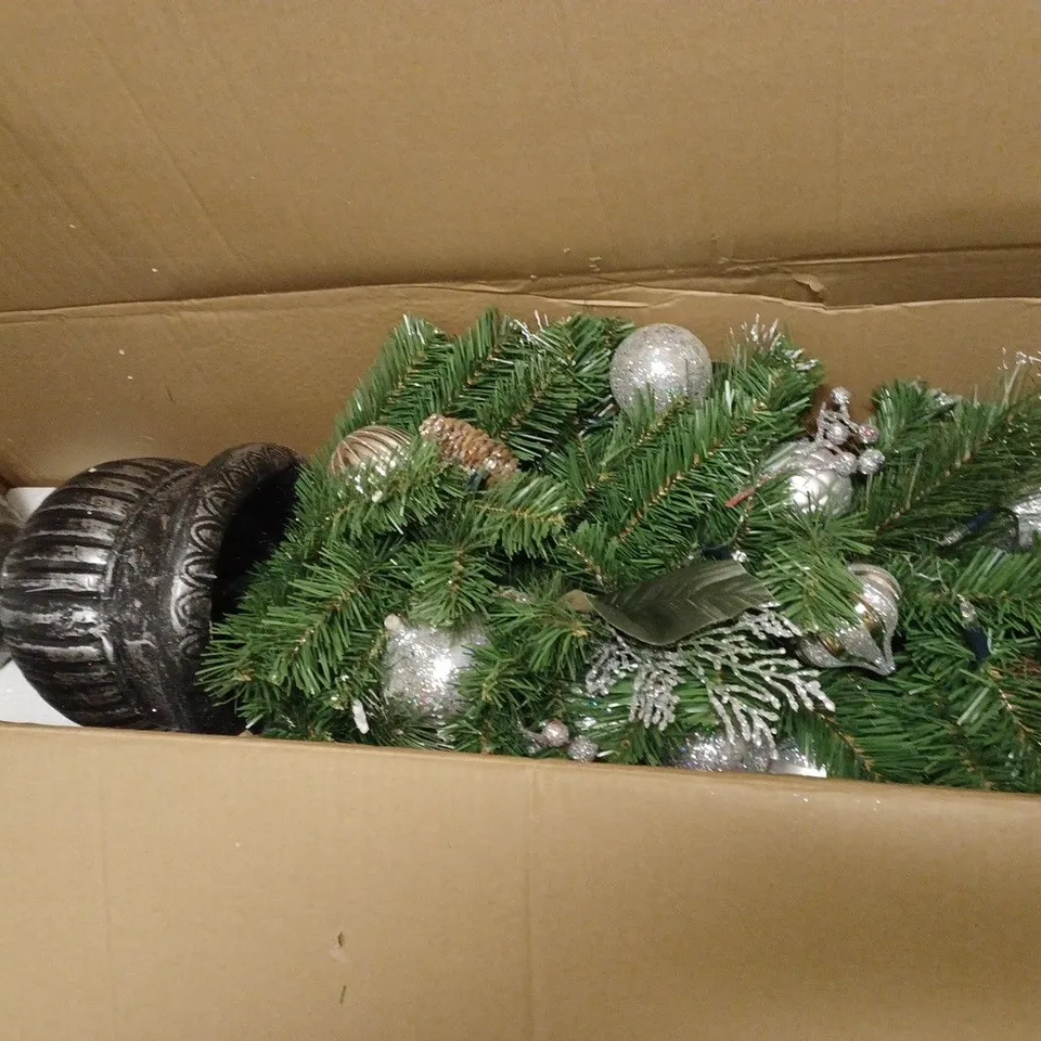 FAUX CHRISTMAS TREE WITH BASE