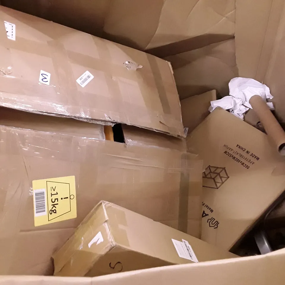 PALLET OF ASSORTED PRODUCTS INCLUDING OFFICE CHAIR, AUDIO TURNTABLE, LED-MGNIFYING LAMP, GREY ACCENT CHAIR