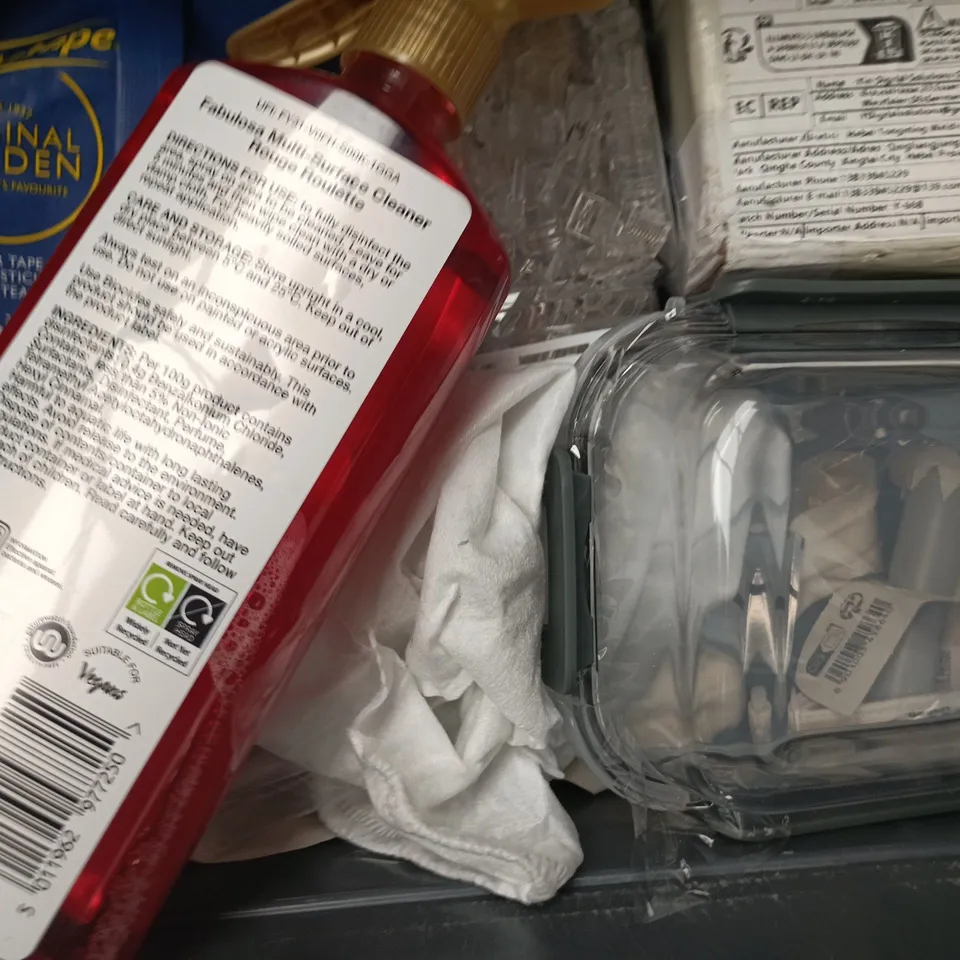 APPROXIMATELY 8 ASSORTED HOUSEHOLD ITEMS TO INCLUDE SELLOTAPE, ETC