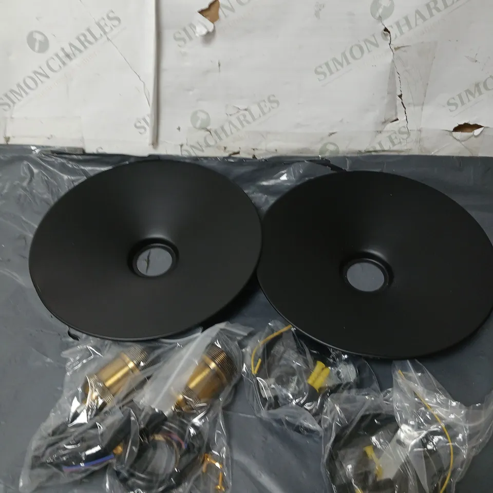 BOXED DESIGNER LIGHTING SET WITH SHADES 