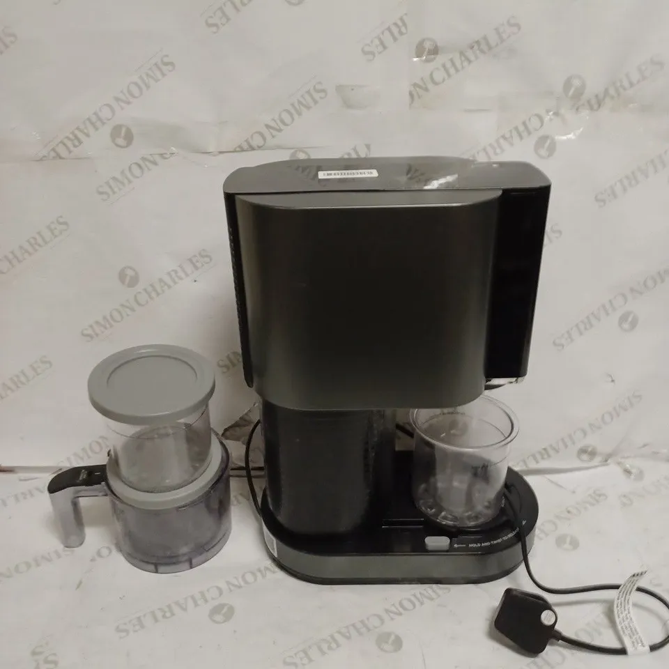 NINJA CREAMI ICE CREAM & DESSERT MAKER WITH 5 DESSERT TUBS RRP £199