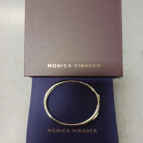 BOXED MONICA VINADER OVAL SILVER BANGLE BRACELET 