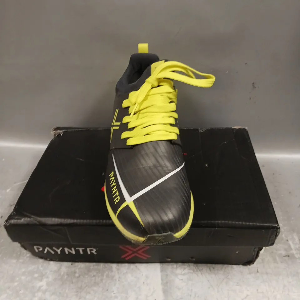 BOXED PAIR OF PAYNTR T20 CRICKET SHOES - 10