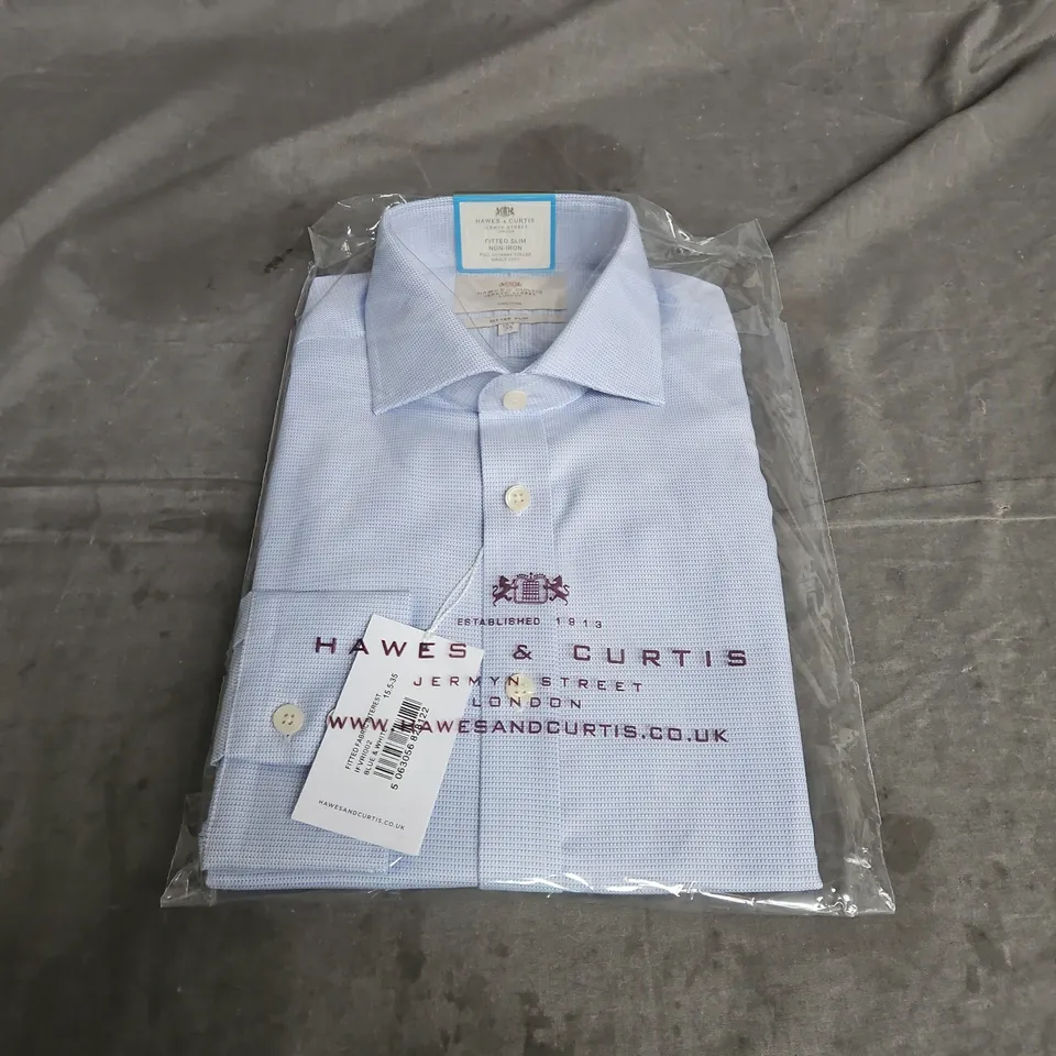 HAWES & CURTIS FITTED SLIM NON-IRON FULL CUTAWAY COLLAR SINGLE CUFF SHIRT IN BLUE & WHITE 15.5/35