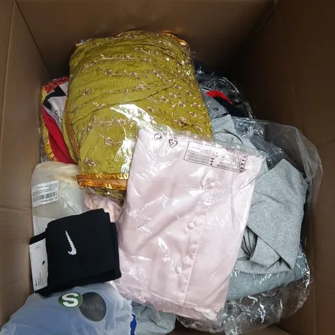 LARGE BOX OF APPROXIMATELY 20 ASSORTED CLOTHING ITEMS IN VARIOUS SIZES, STYLES AND COLOUR