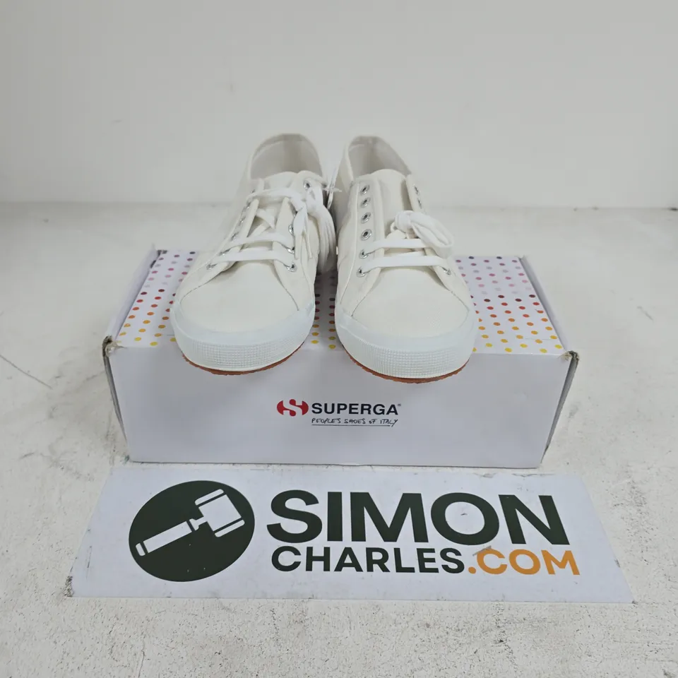 BOXED PAIR OF SUPERGA LINU SHOES IN WHITE - UK 11