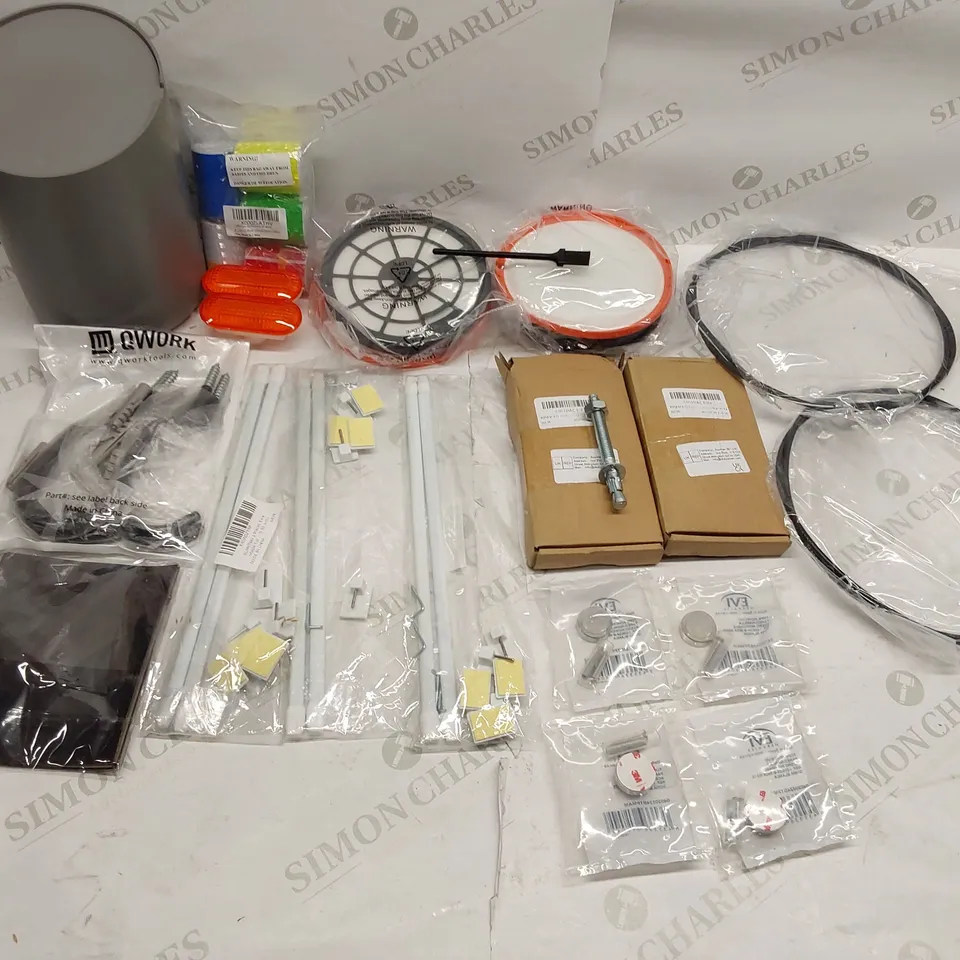 BOXED OF APPROXIMATELY 17 BRAND NEW PRODUCTS TO INCLUDE;