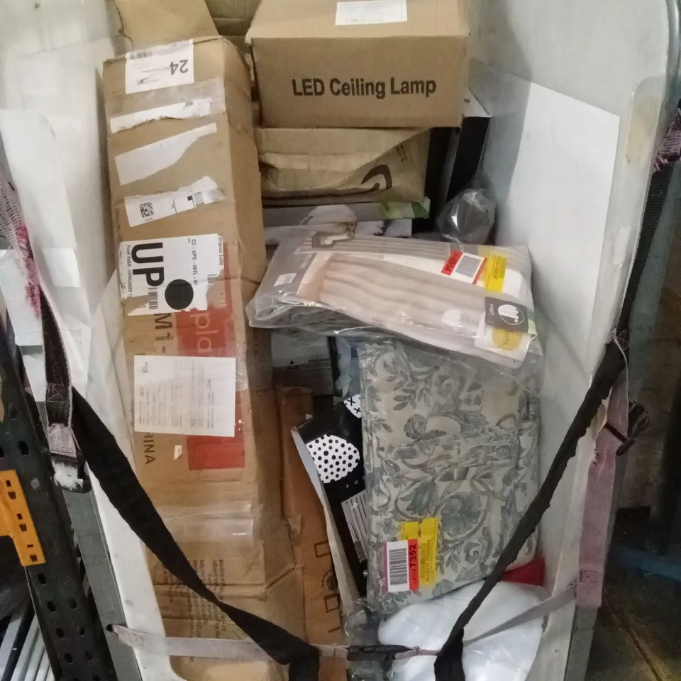 CAGE OF ASSORTED HOUSEHOLD GOODS AND PRODUCTS TO INCLUDE; CURTAINS, CANVAS ART, CEILING PENDANTS ETC - CAGE NOT INCLUDED 