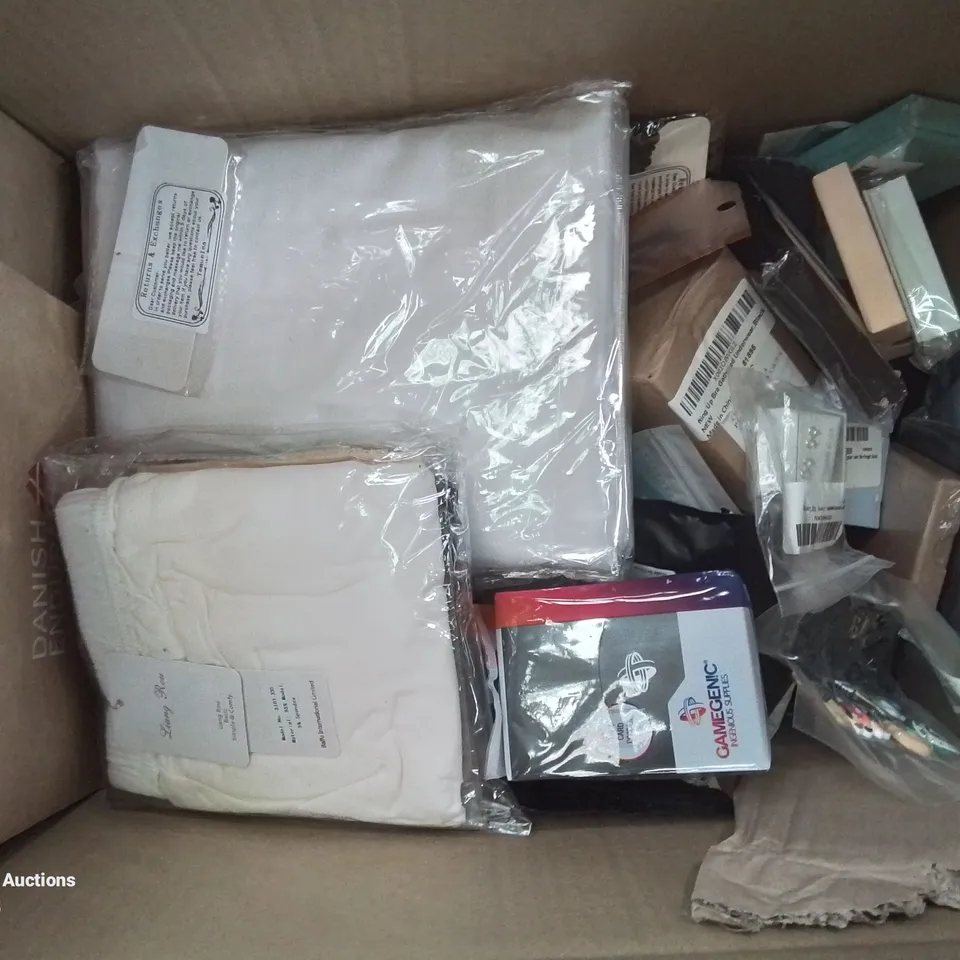 BOX CONTAINING LARGE AMOUNT OF MIXED FASHION ITEMS TO INCLUDE: LARGE AMOUNT OF SILVER PLATE AND COSTUME JEWELLERY, CLOTHING ITEMS ETC.