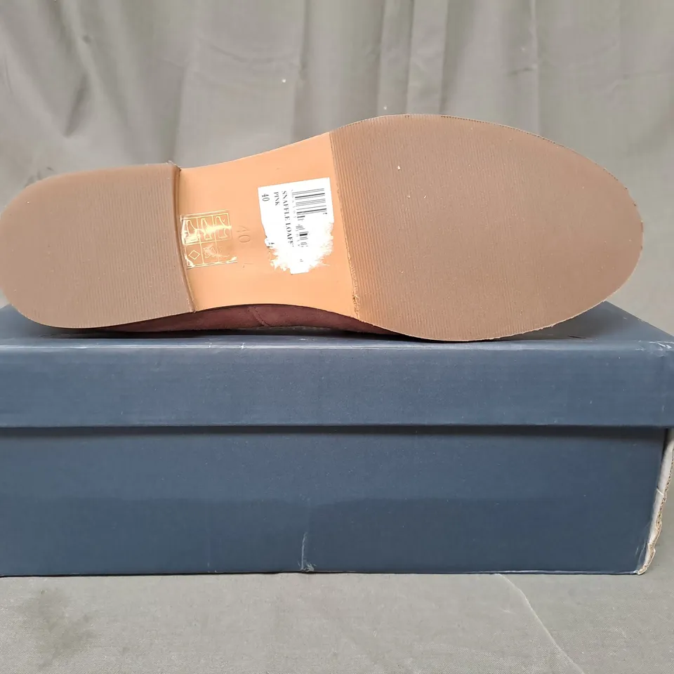 BOXED PAIR OF CREW CLOTHING COMPANY SNAFFLE LOAFERS IN PINK EU SIZE 40