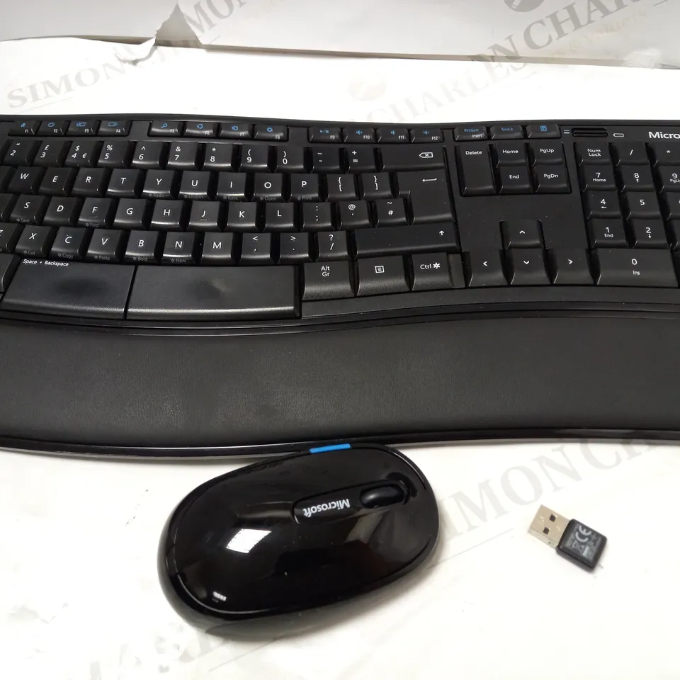 MICROSOFT SCULPT COMFORT DESKTOP KEYBOARD SET