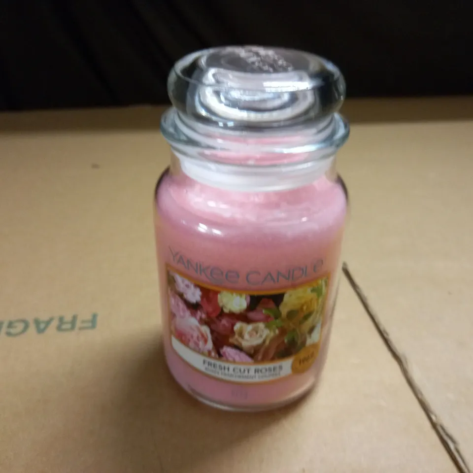 YANKEE CANDLES 623G FRESH CUT ROSES