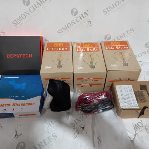 LOT OF ITEMS APPROXIMATELY 10 INCLUDING LED BULBS, HEADSET MICROPHONE, MICRO ROVER