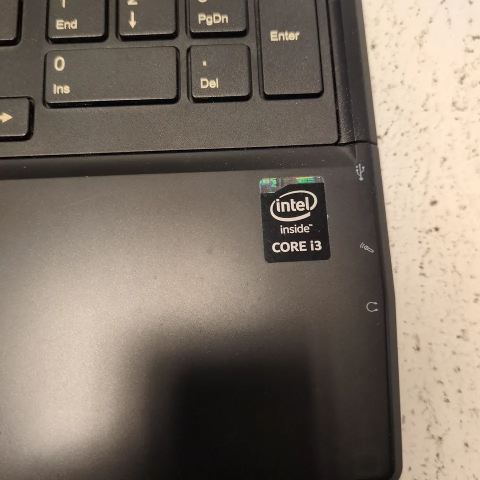FUJITSU LIFEBOOK A544 LAPTOP – INTEL CORE I3 – WINDOWS 8 PRO