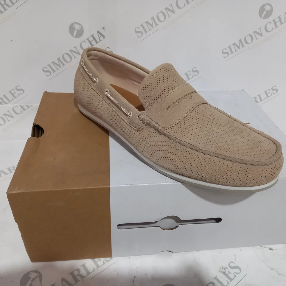 BOXED CALL IT SPRING PETRAJO BEIGE / SAND LOAFER - SIZE 10