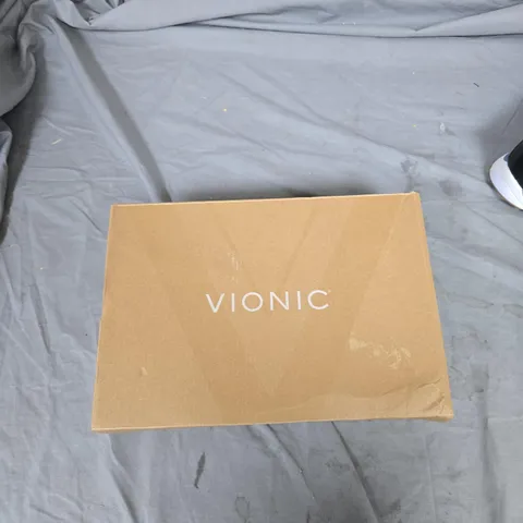 VIONIC DARCY DRF TRN SNEAKERS – BLACK, UK 6 AND A HALF