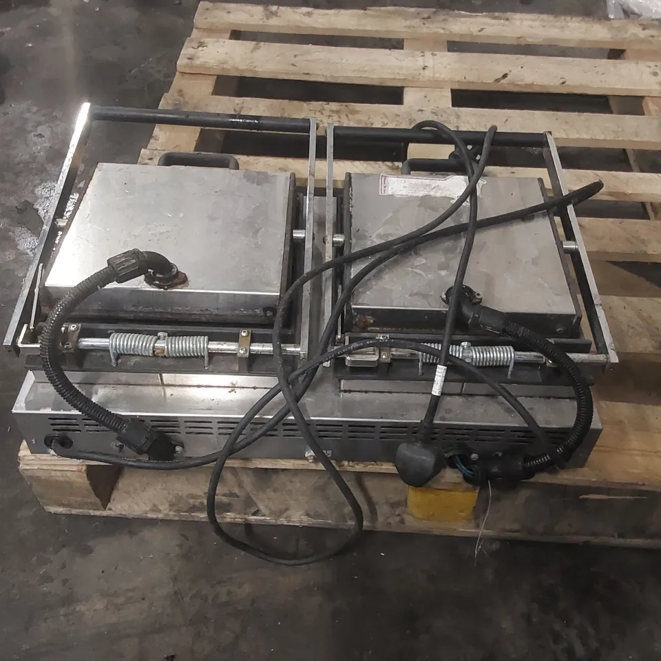 LINCAT COMMERCIAL TWIN CONTACT GRILL