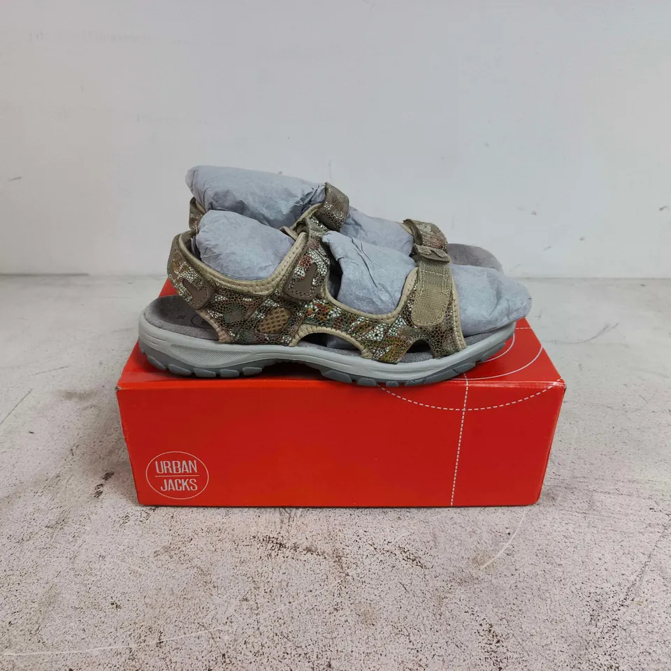 BOXED PAIR OF URBAN JACKS MANDY SHOES IN BEIGE MULTI - SIZE 38