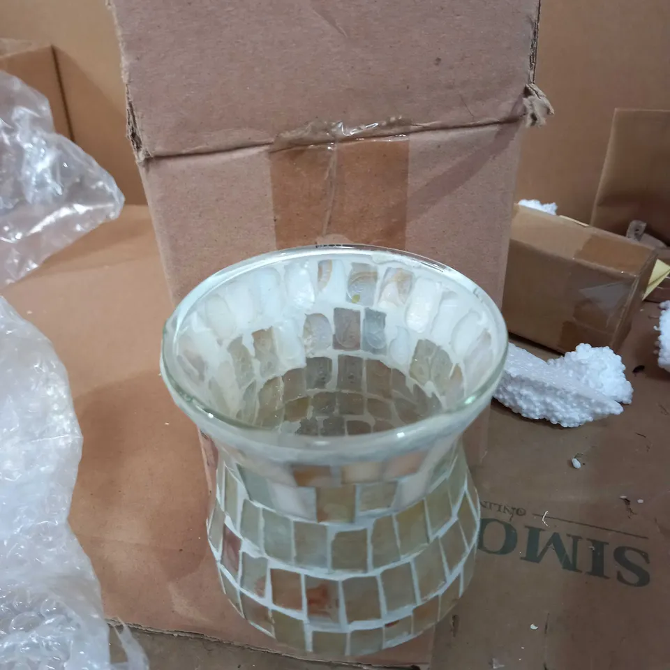 LOT OF 24 PCS MOSAIC GLASS LAMP SHADE