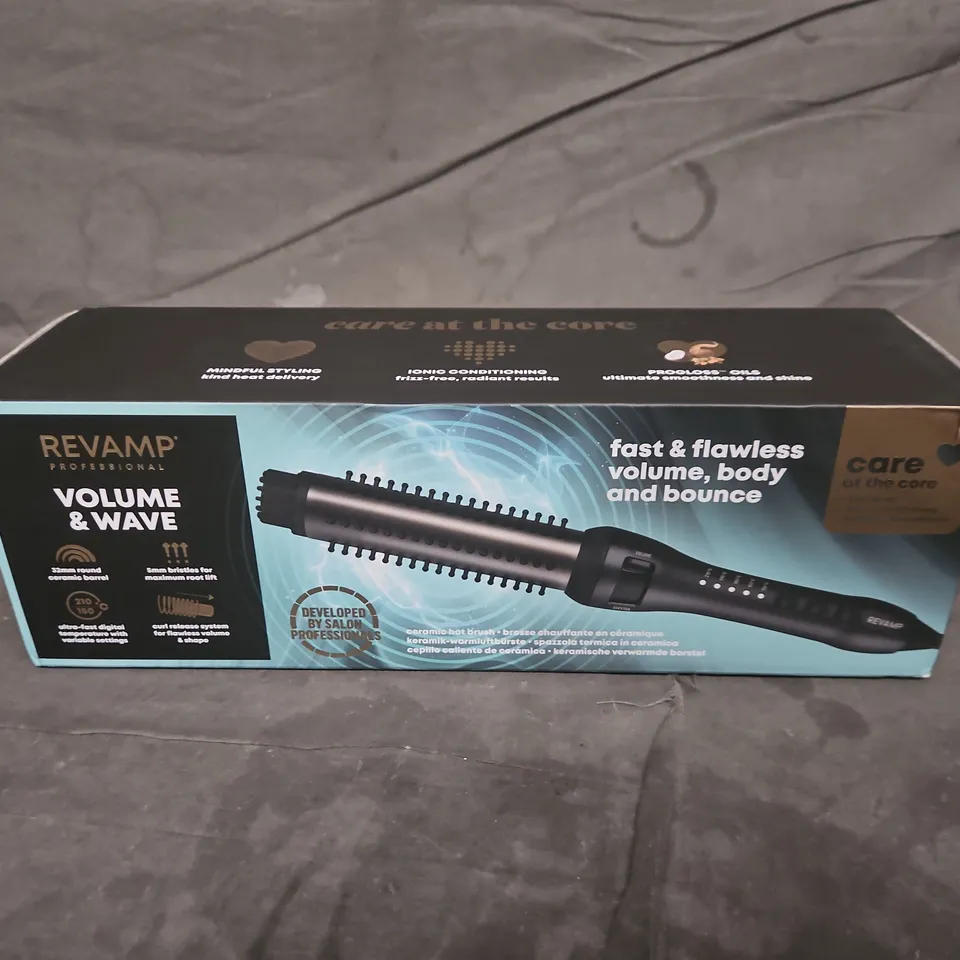 BOXED REVAMP VOLUME AND WAVE CERAMIC HOT BRUSH BR-1350X-GB
