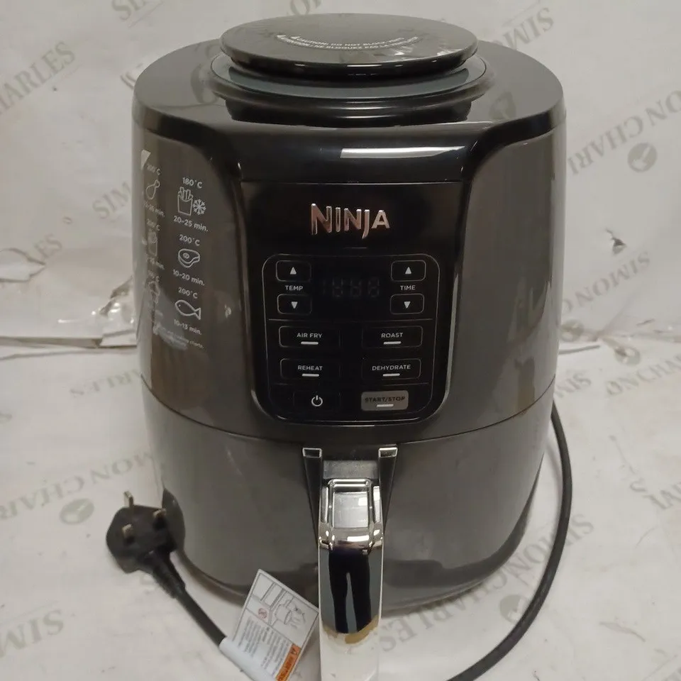 NINJA AIR FRYER 3.8L AF100UK