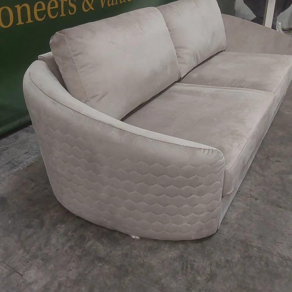 QUALITY DESIGNER 3 SEATER VELVET UPHOLSTERED CREAM SOFA