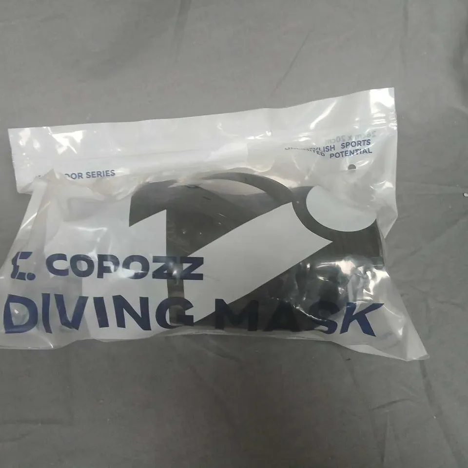 DIVING MASK – SEALED IN CLEAR PLASTIC PACKAGING