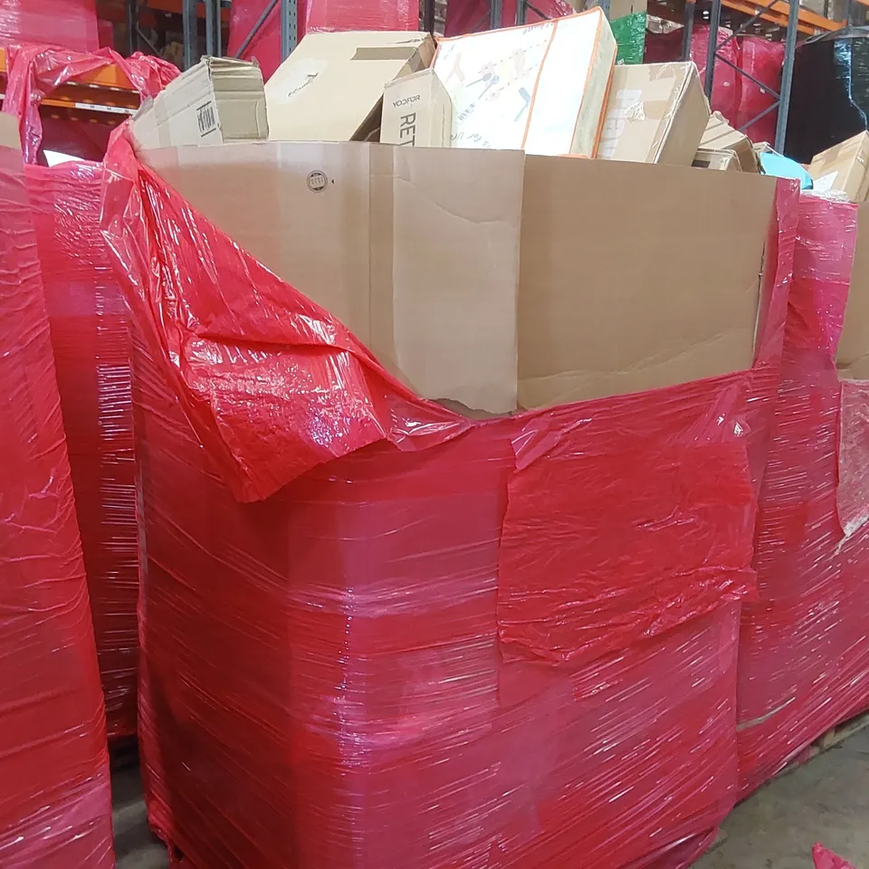 PALLET OF ASSORTED ITEMS INCLUDING: TRAMPOLINE, CEILING FAN LIGHT, RETRACTABLE BABY GATE, PLAY MATS ECT