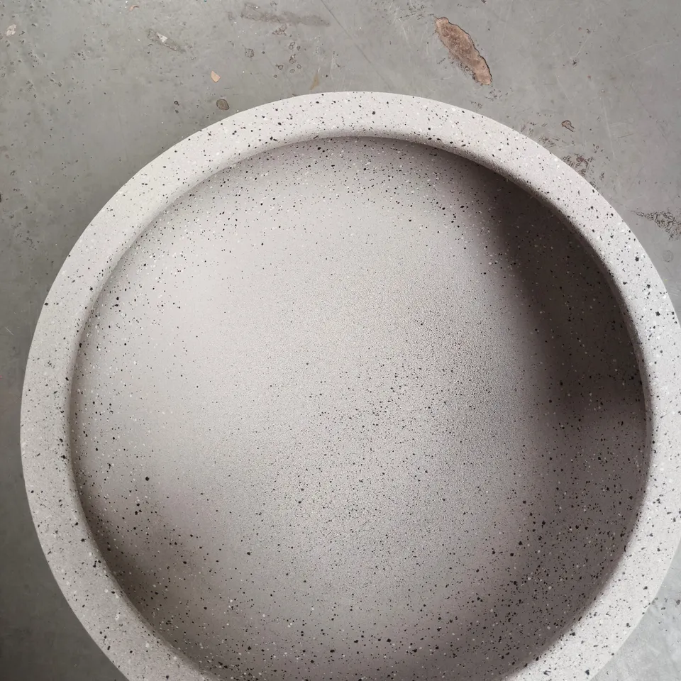 ROUND SPECKLED PLANTER BOXED
