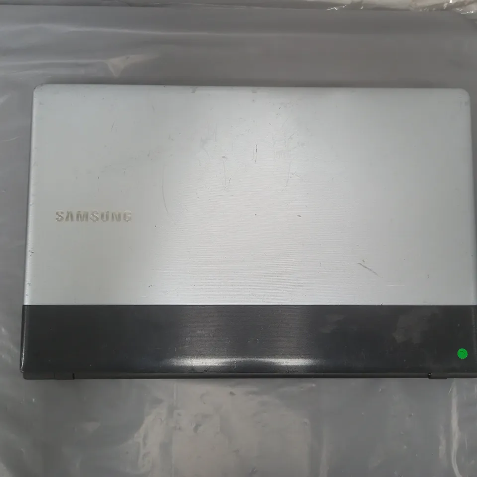 SAMSUNG 300E4A/300E5A/300E7A/3430EA/3530EA 15 INCH	I3-2350M 2.30GHZ