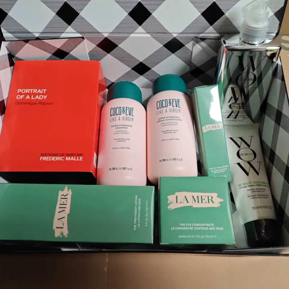 LOT OF 8 ASSORTED COSMETIC ITEMS TO INCLUDE LA MER TREATMENT LOTION, LIP VOLUMIZER AND COLOUR WOW STYLING CREAM