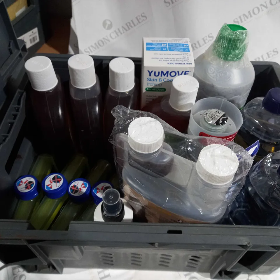 APPROX 15 HOUSEHOLD ITEMS TO INCLUDE DETTOL, FINISH, IRONING FLUID 