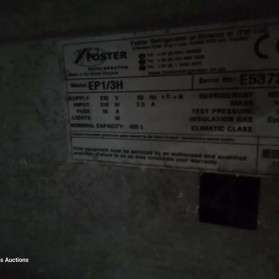 FOSTER TRIPLE DOOR COUNTER FRIDGE Model EP1 3H