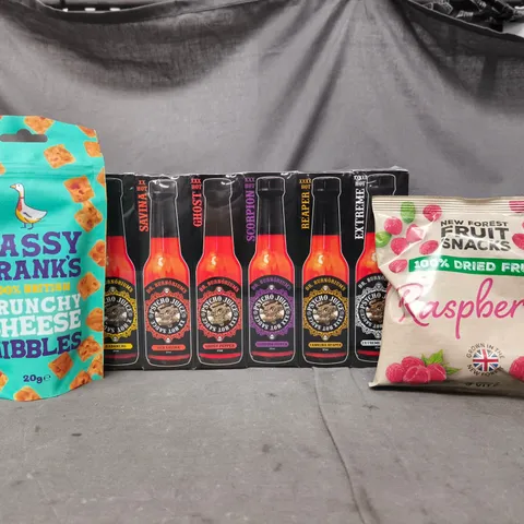 APPROXIMATELY 10 ASSORTED FOOD AND DRINK ITEMS TO INCLUDE CRUNCHY CHEESE NIBBLES, HOT SAUCE SELECTION, DRIED FRUIT SNACK, ETC