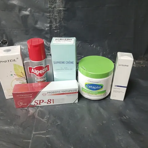 APPROXIMATEY 20 ASSORTED HEALTH AND BEAUTY PRODUCTS TO INCLUDE ALPECIN CAFFEINE SHAMPOO, CETAPHIL MOISTURISING CREAM AND PROBIOTIC TOOTHPASTE