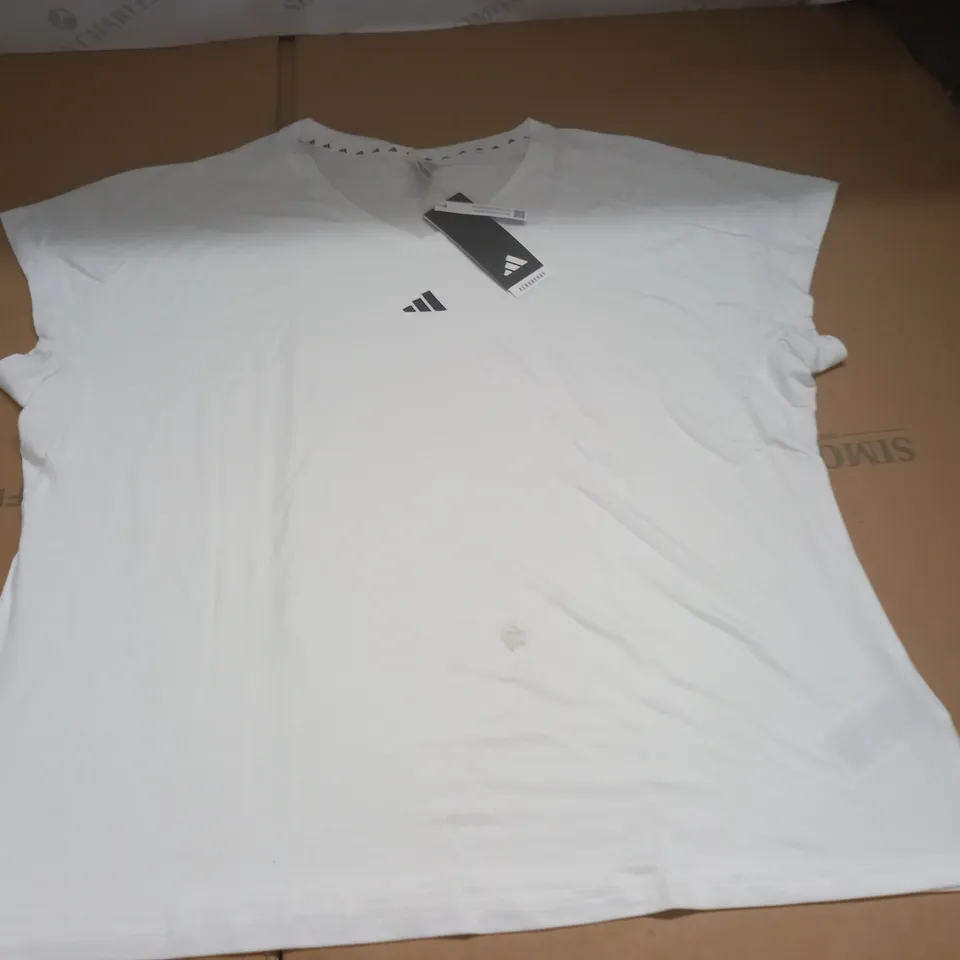 ADIDAS WHITE V-NECK T-SHIRT - 20/22
