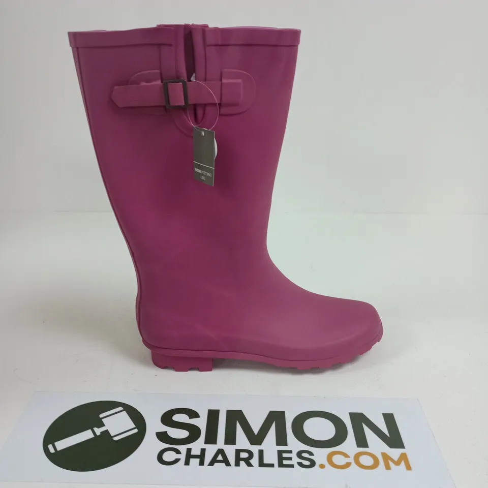 WHITEHAVEN WELLINGTON BOOTS RASPBERRY SIZE 8